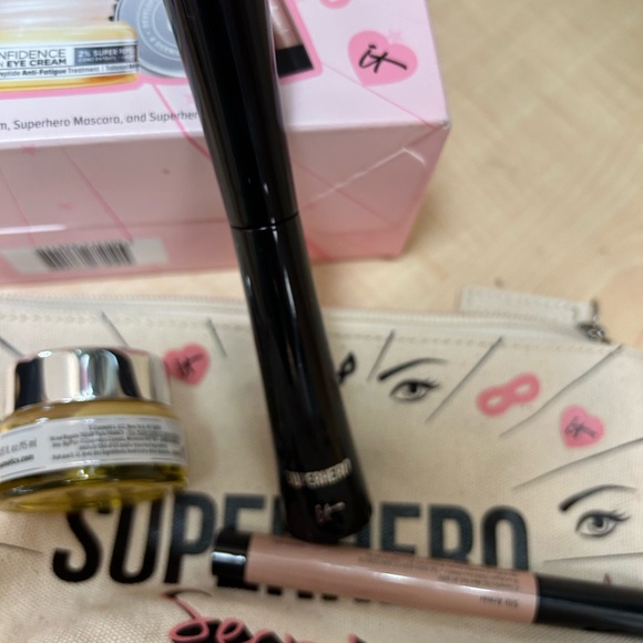 IT Cosmetics Bright Eyes Trio 3 full size products new in box fresh - Picture 3 of 13